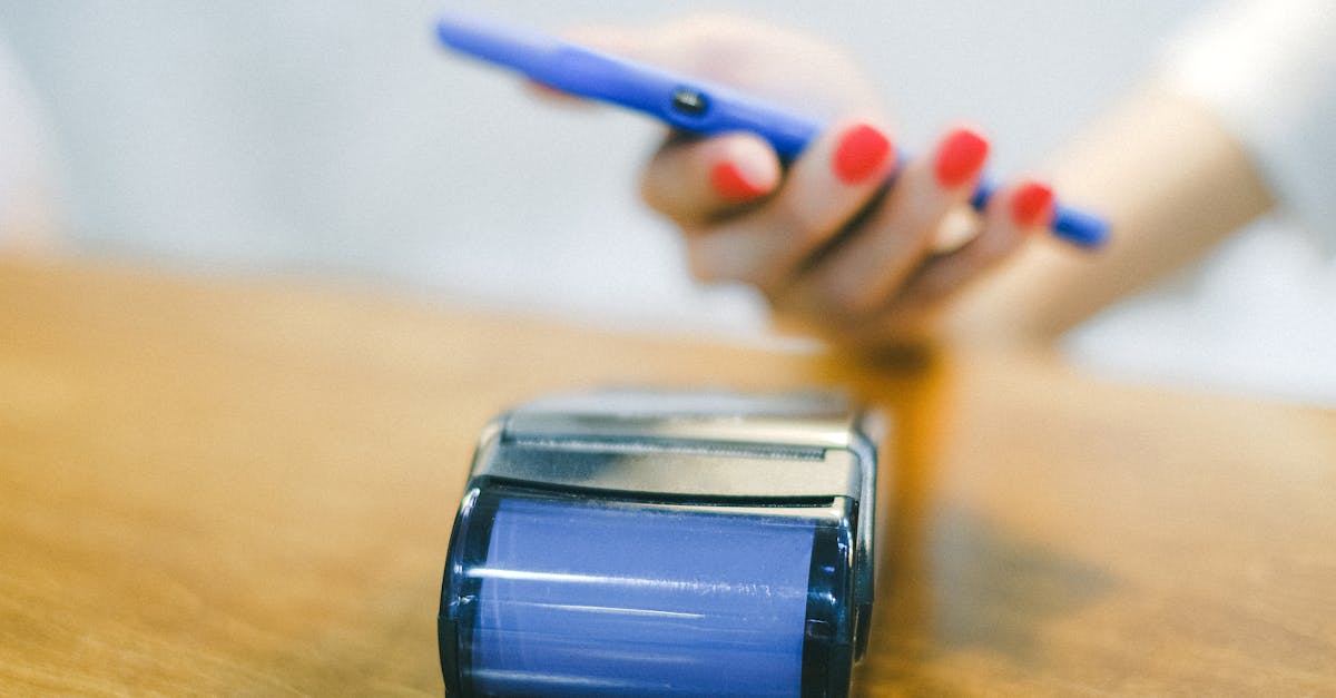 How to Accept Contactless Payments with Your Smartphone in 2026 (No Extra Hardware)